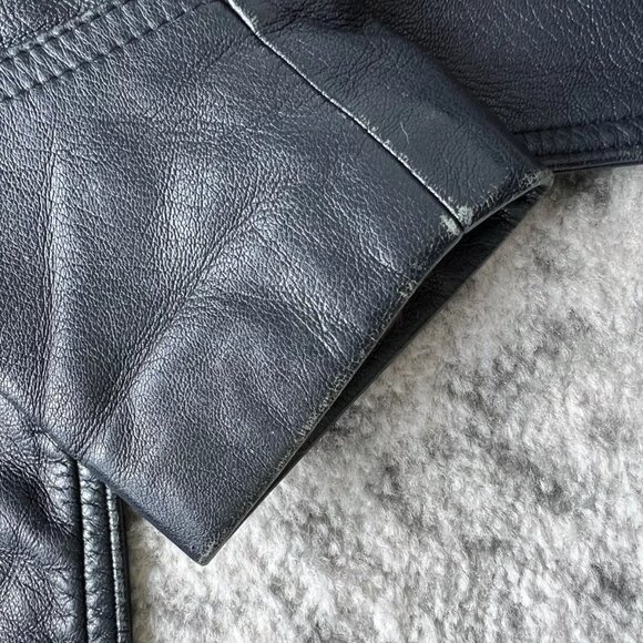 Vintage 1980s Padded Shoulder Black Leather Jacket, Danier - Picture 11 of 15